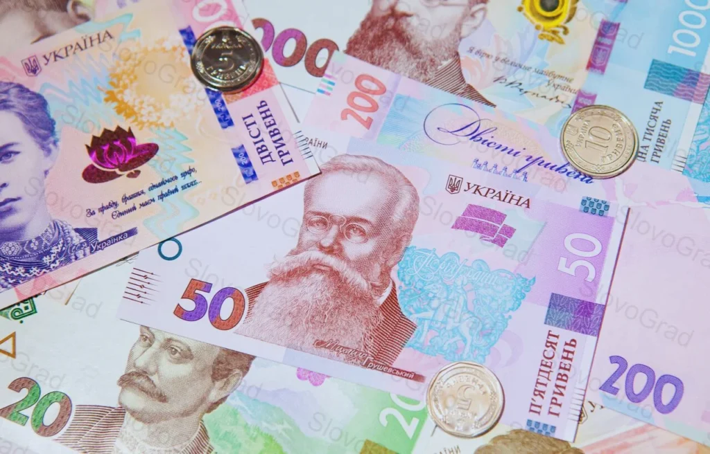 Кому варто брати кредит у 2025 році, а кому категорично ні