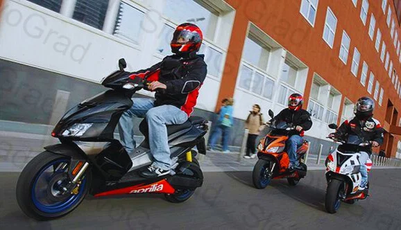 Особливості для неповнолітніх та іноземців